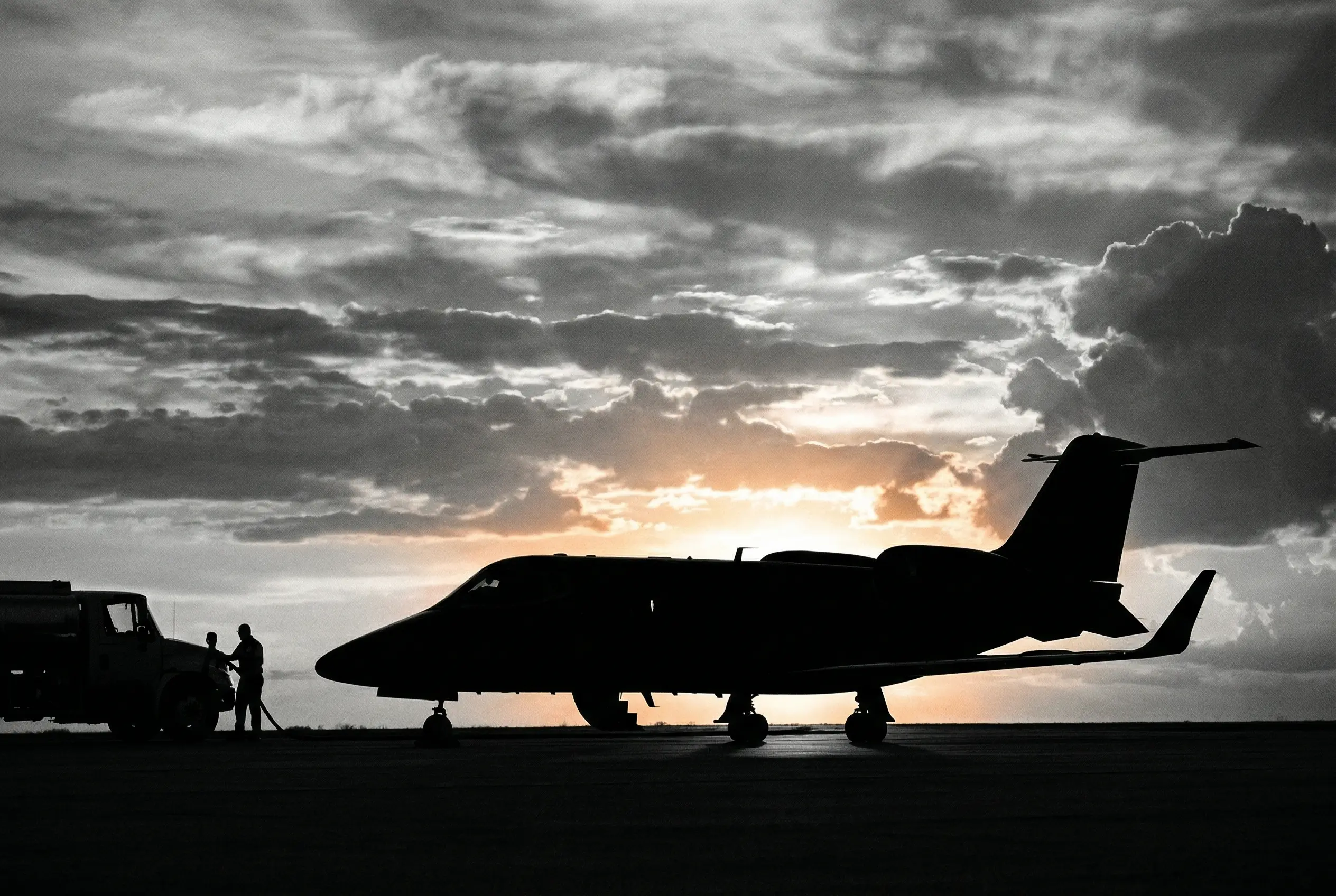 Learjet 60XR climbing steeply after takeoff with Pratt and Whitney PW305A engines at full thrust